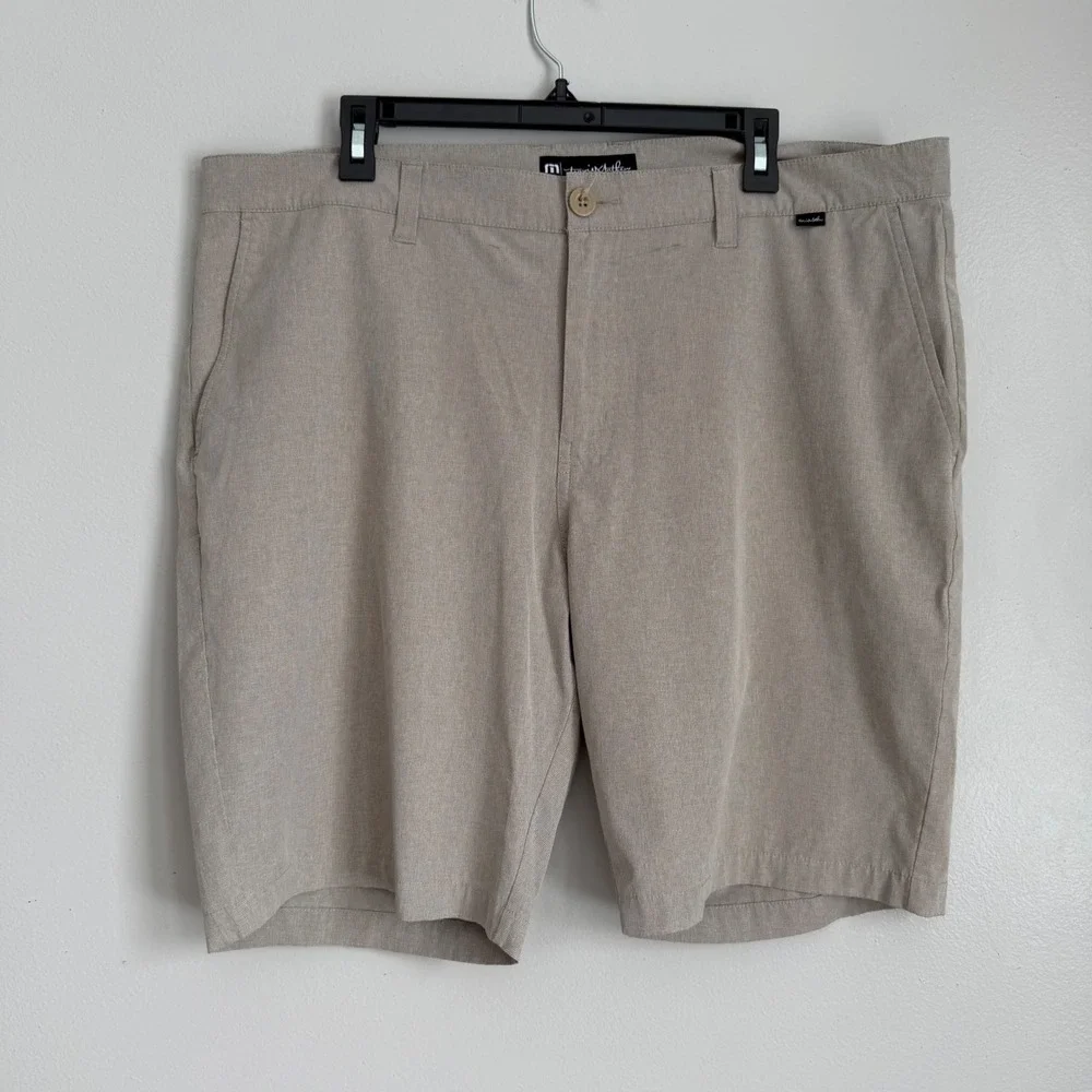 Travis Mathew Mens Beck Performance Golf Shorts Gray‎ Size 40 Stretch Casual